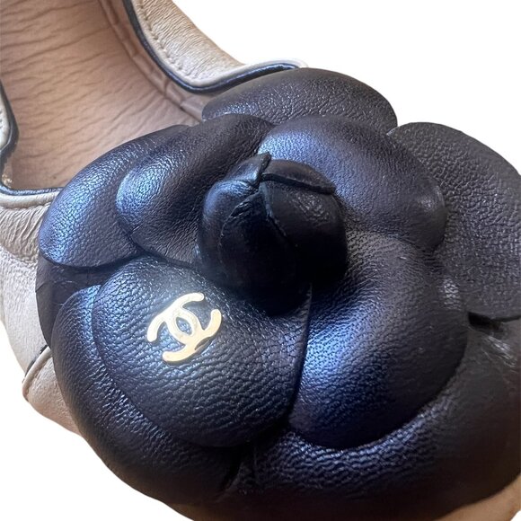 Chanel Flats - Picture 2 of 6